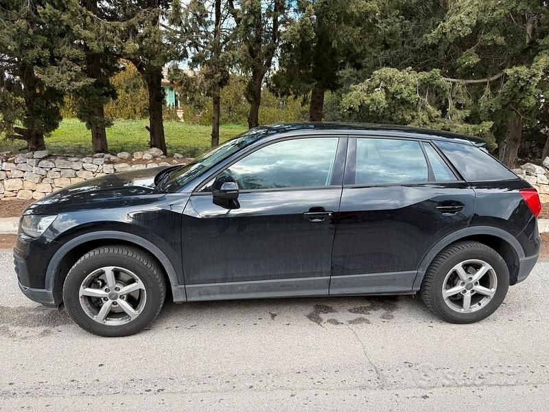 Usata Audi Q2 117 CV (86 kW) 2017 Nero SUV