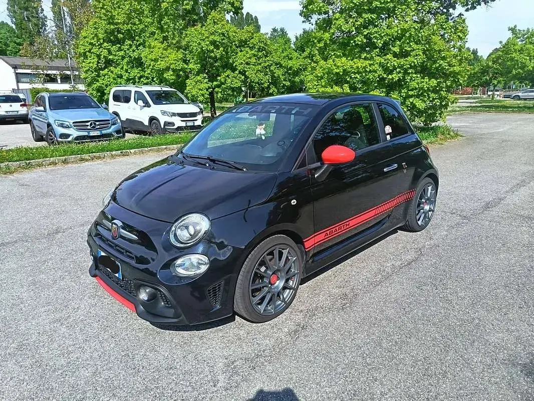 Usata Abarth 595 145 CV (106 kW) 2018 Nero Utilitaria