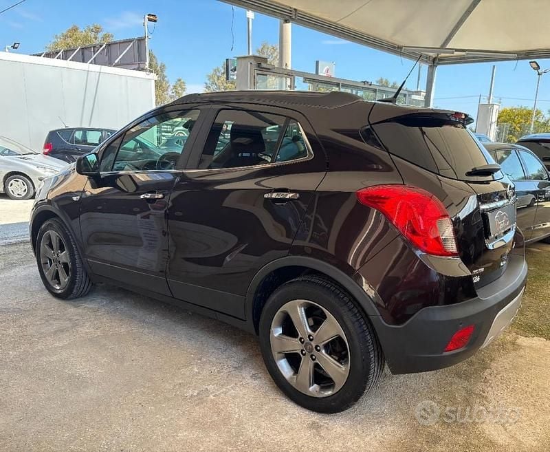 Usata Opel Mokka Cosmo 131 CV (96 kW) 2013 Nero SUV