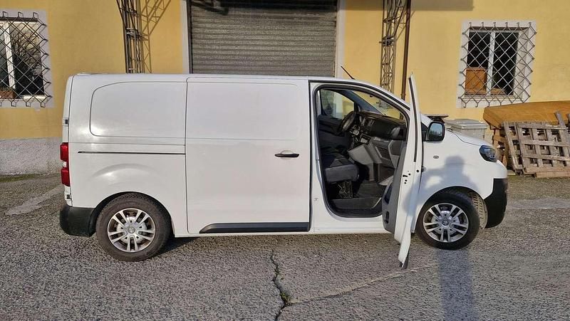 Usata Peugeot Expert S 120 CV (88 kW) 2021 Bianco Furgone