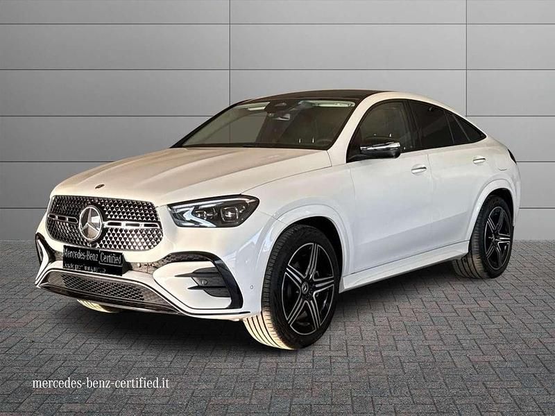 Bianco opalite bright manufakt Nuova 2025 Mercedes GLE350 AMG Line Premium Coupé | 94.900 € (Buon prezzo) - Immagine 1/4