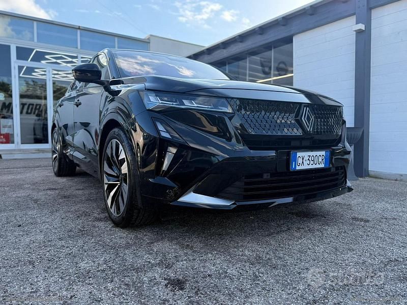 Usata Renault Rafale Techno 199 CV (146 kW) 2025 Nero SUV