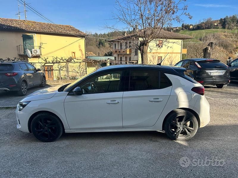 Usata Opel Corsa 100 CV (73 kW) 2020 Bianco Utilitaria