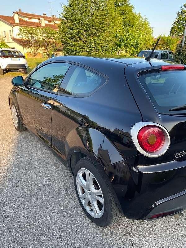 Usata Alfa Romeo MiTo Progression 77 CV (56 kW) 2011 Nero Utilitaria