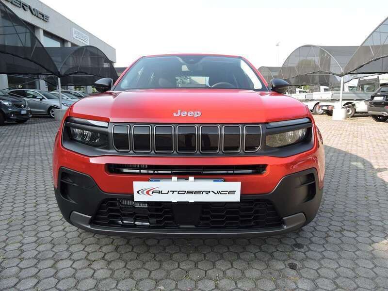 Nuova Jeep Avenger Longitude 101 CV (74 kW) 2025 Rosso SUV
