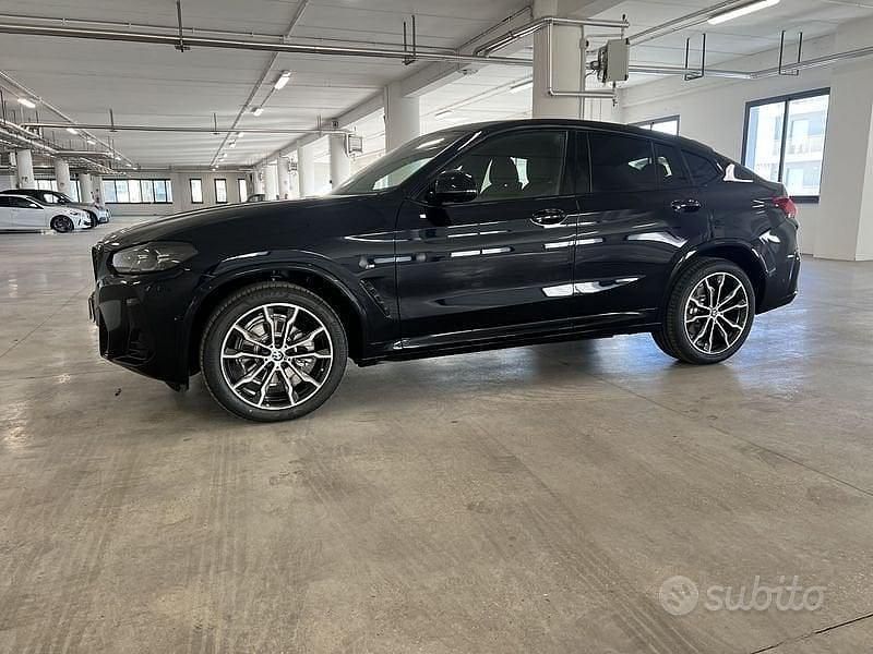 Usata BMW X4 Efficient Dynamics 2024 Nero SUV