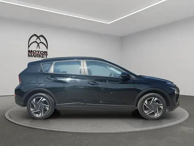 Usata Hyundai Bayon 84 CV (61 kW) 2022 Nero / black SUV