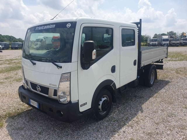Bianco Usata 2018 Nissan Cabstar Pick-up | 21.500 € - Immagine 1/4