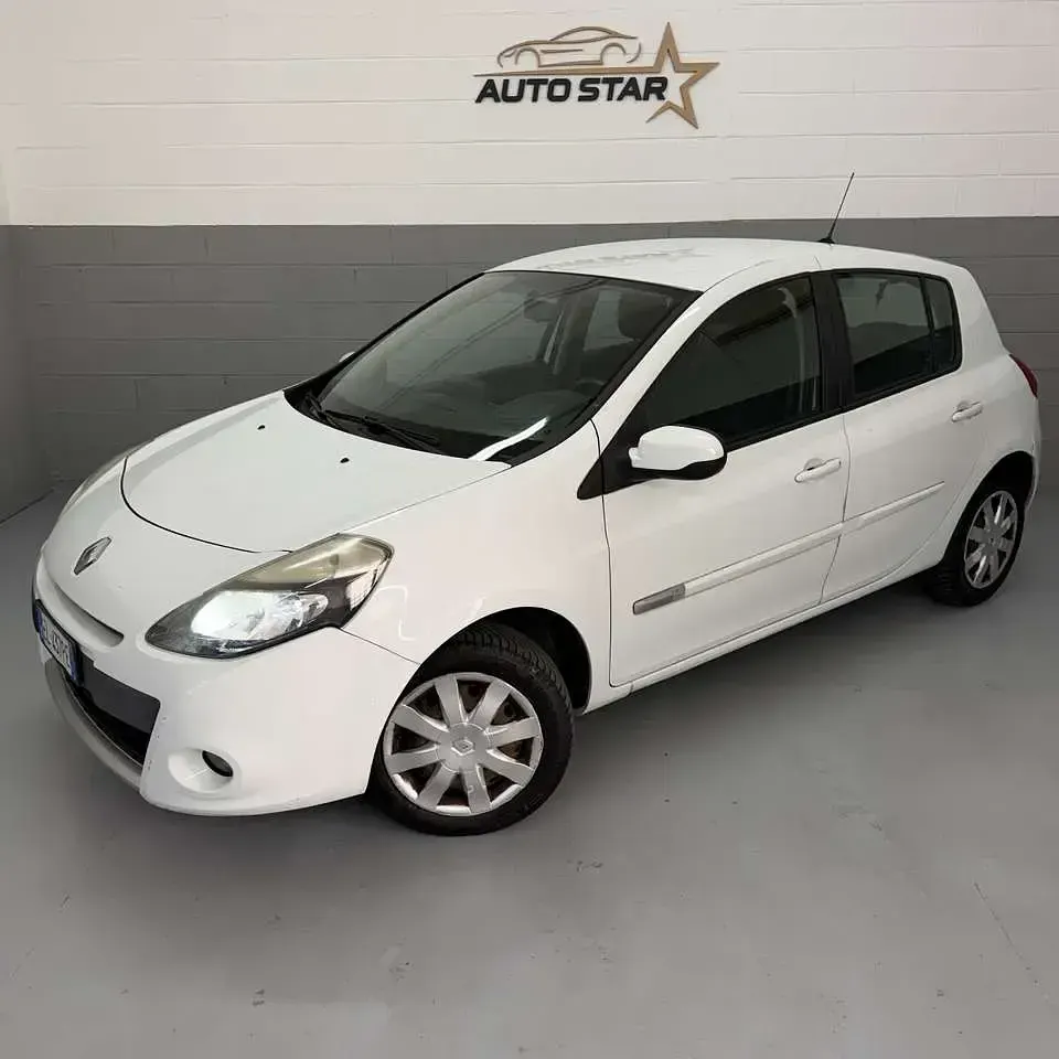 Usata Renault Clio IV 75 CV (55 kW) 2012 Other Berlina