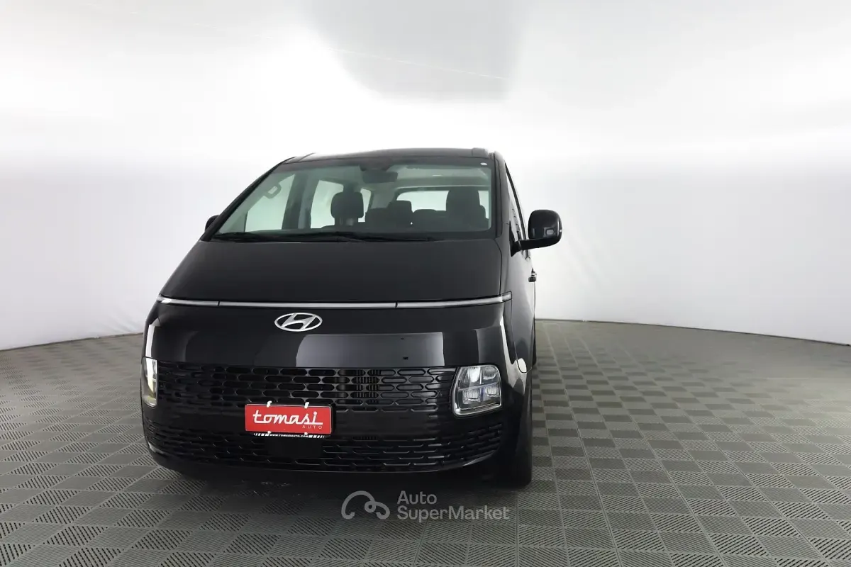 Usata Hyundai Staria 177 CV (130 kW) 2023 Nero Monovolume