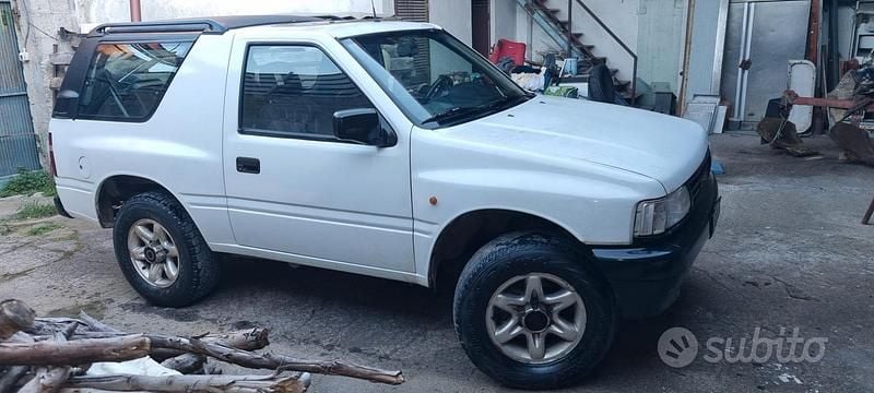 Usata Opel Frontera Sport 116 CV (85 kW) 1996 Bianco SUV