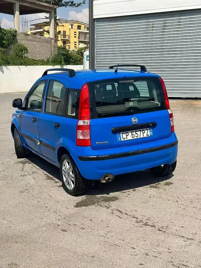 Usata Fiat Panda 60 CV (44 kW) 2006 Bluazzurro Utilitaria