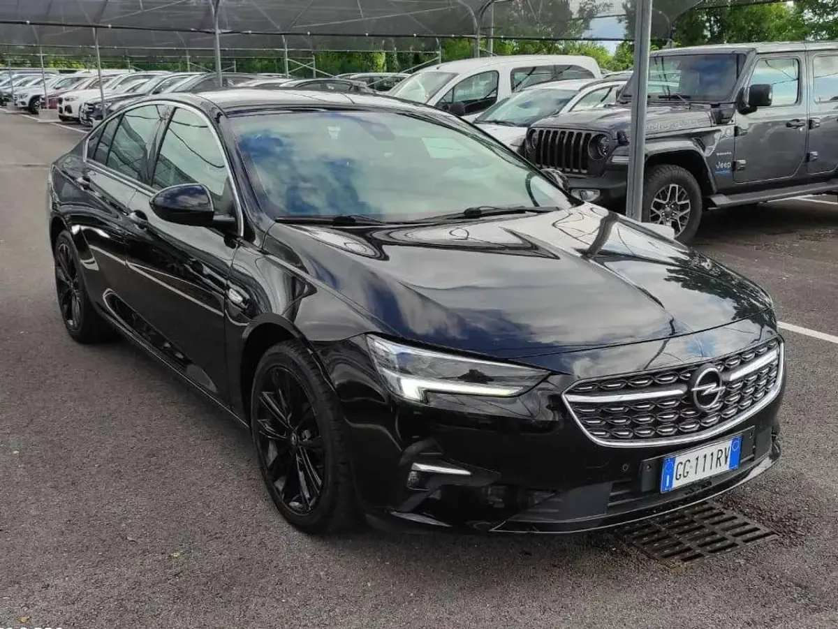 Usata Opel Insignia Business Elegance 122 CV (89 kW) 2021 Nero Berlina