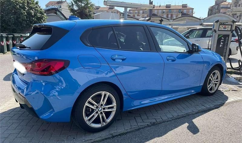 Usata BMW 118 M Sport 140 CV (102 kW) 2019 Blu/azzurro Utilitaria