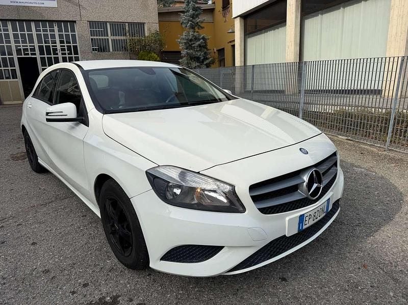 Usata Mercedes A180 109 CV (80 kW) 2013 Bianco Berlina