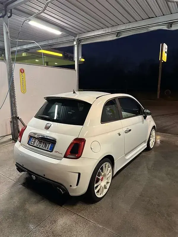 Usata Abarth 500 135 CV (99 kW) 2010 Utilitaria