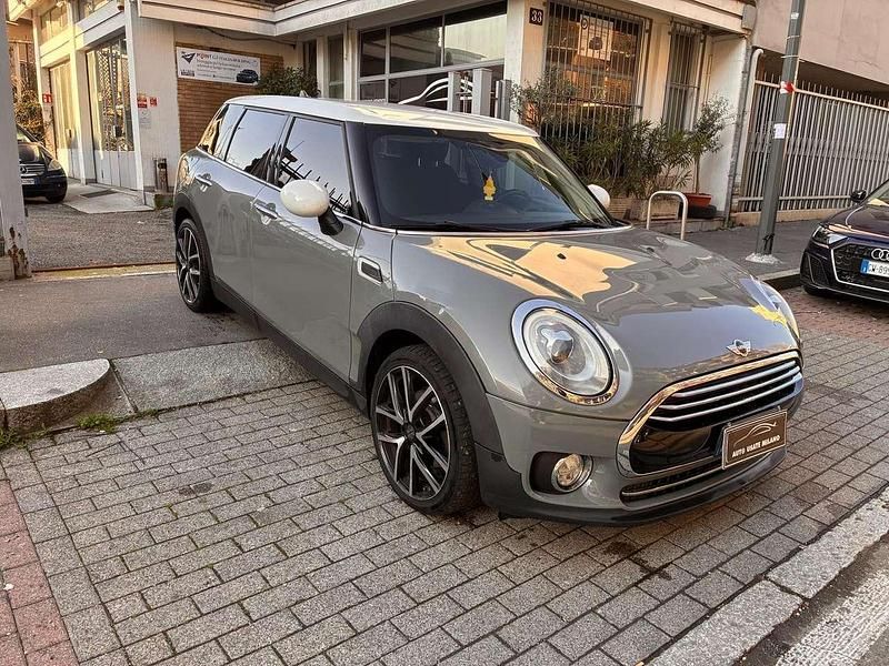 Usata Mini Cooper D Clubman Hype 150 CV (110 kW) 2016 Bi color Station wagon