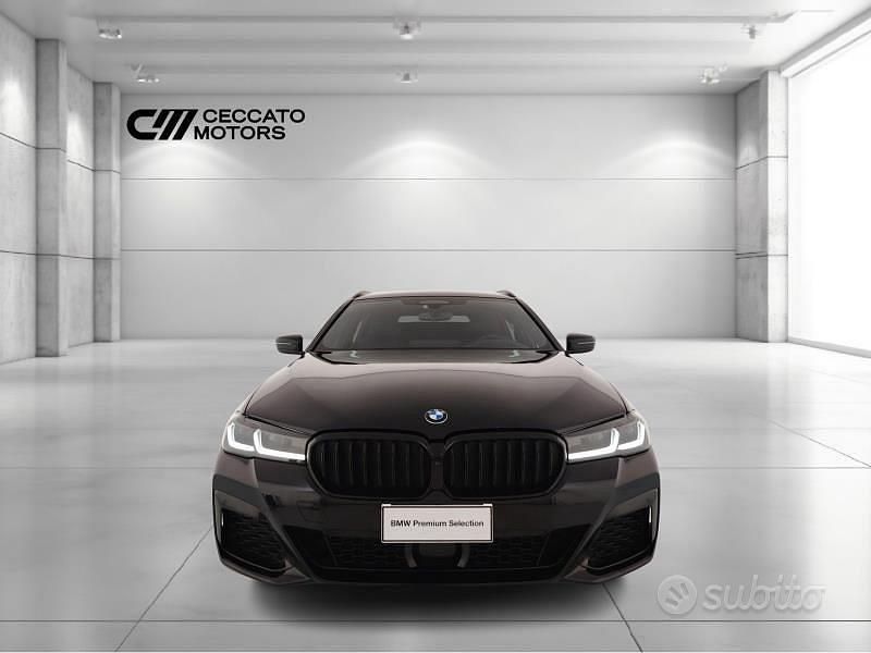 Usata BMW 520 M Sport 190 CV (139 kW) 2023 Nero Station wagon