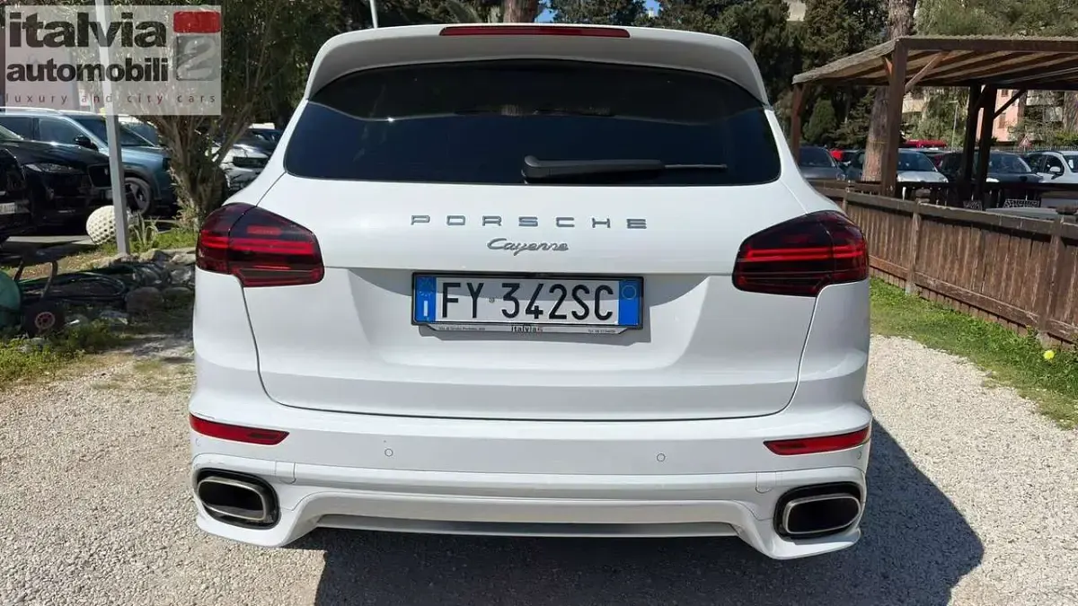 Usata Porsche Cayenne Platinum Edition 250 CV (183 kW) 2016 Bianco SUV