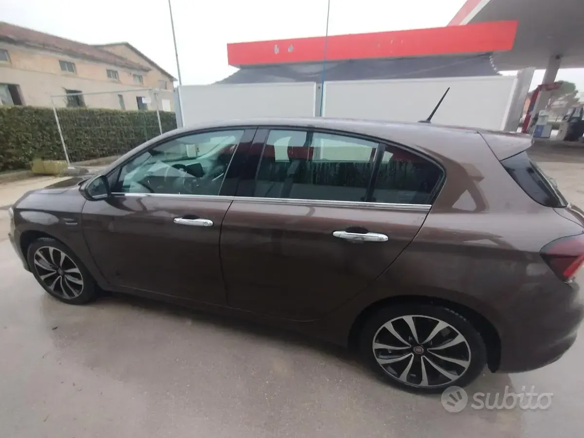 Usata Fiat Tipo 2019 Marrone Berlina
