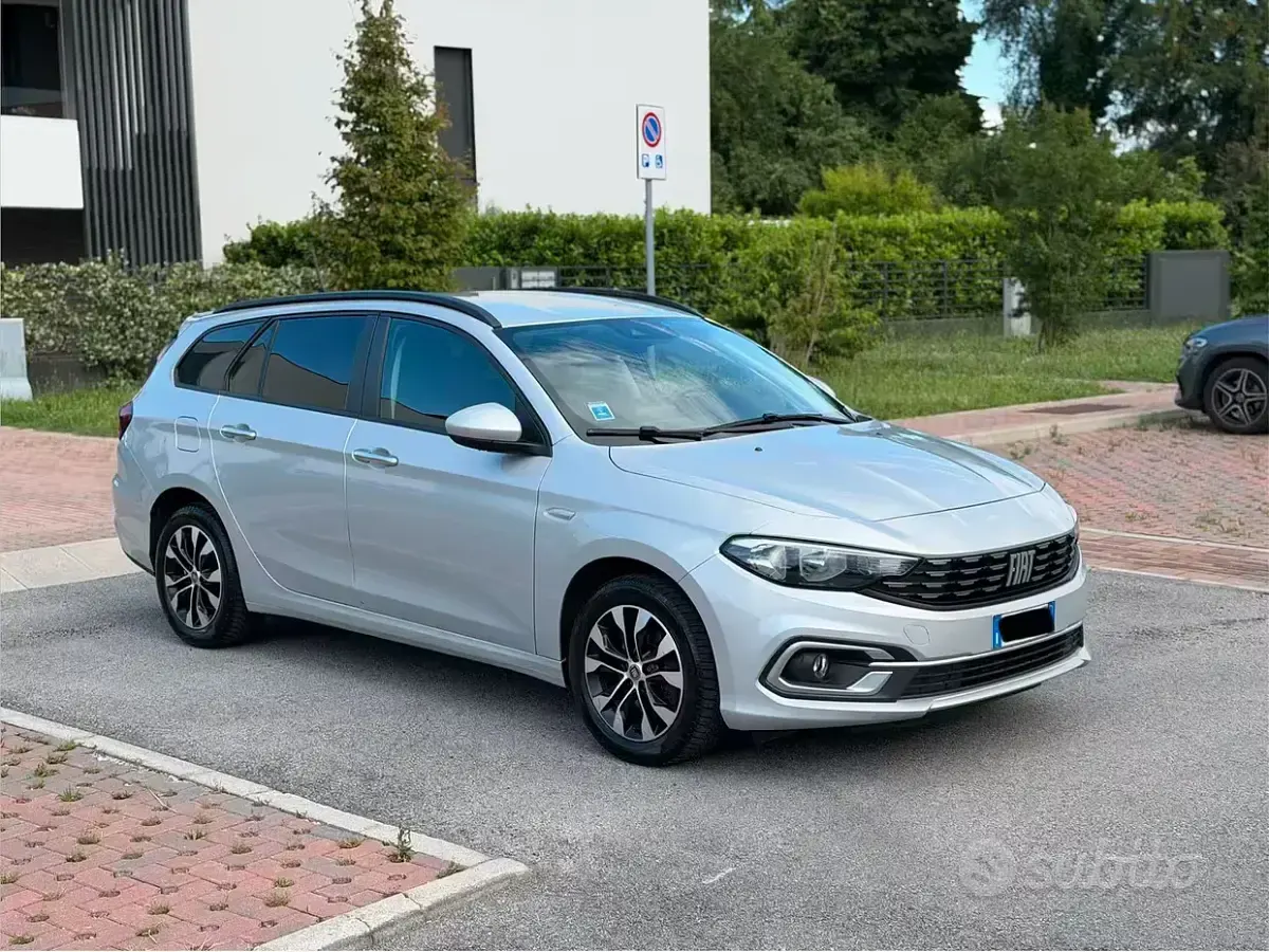 Usata Fiat Tipo 95 CV (69 kW) 2022 Grigio Station wagon