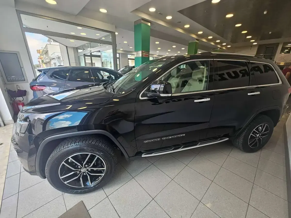 Usata Jeep Grand Cherokee Limited 250 CV (183 kW) 2018 Nero SUV