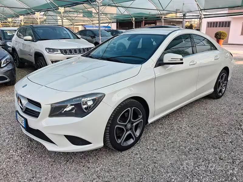 Usata Mercedes CLA180 Executive 122 CV (89 kW) 2015 Bianco Berlina