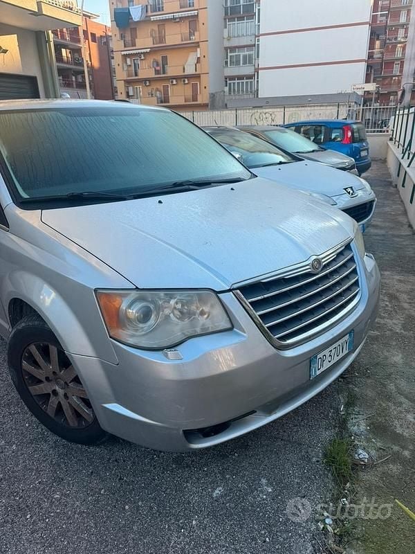 Usata Chrysler Grand Voyager 163 CV (119 kW) 2008 Monovolume