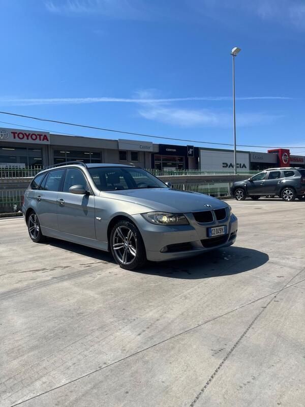 Usata BMW 320 M Sport 163 CV (119 kW) 2006 Blu Station wagon