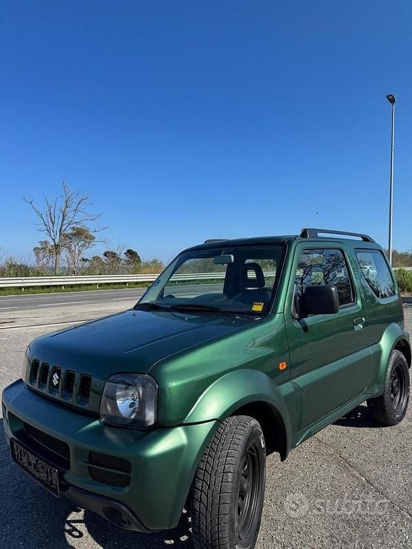 Usata Suzuki Jimny 85 CV (62 kW) 2010 SUV