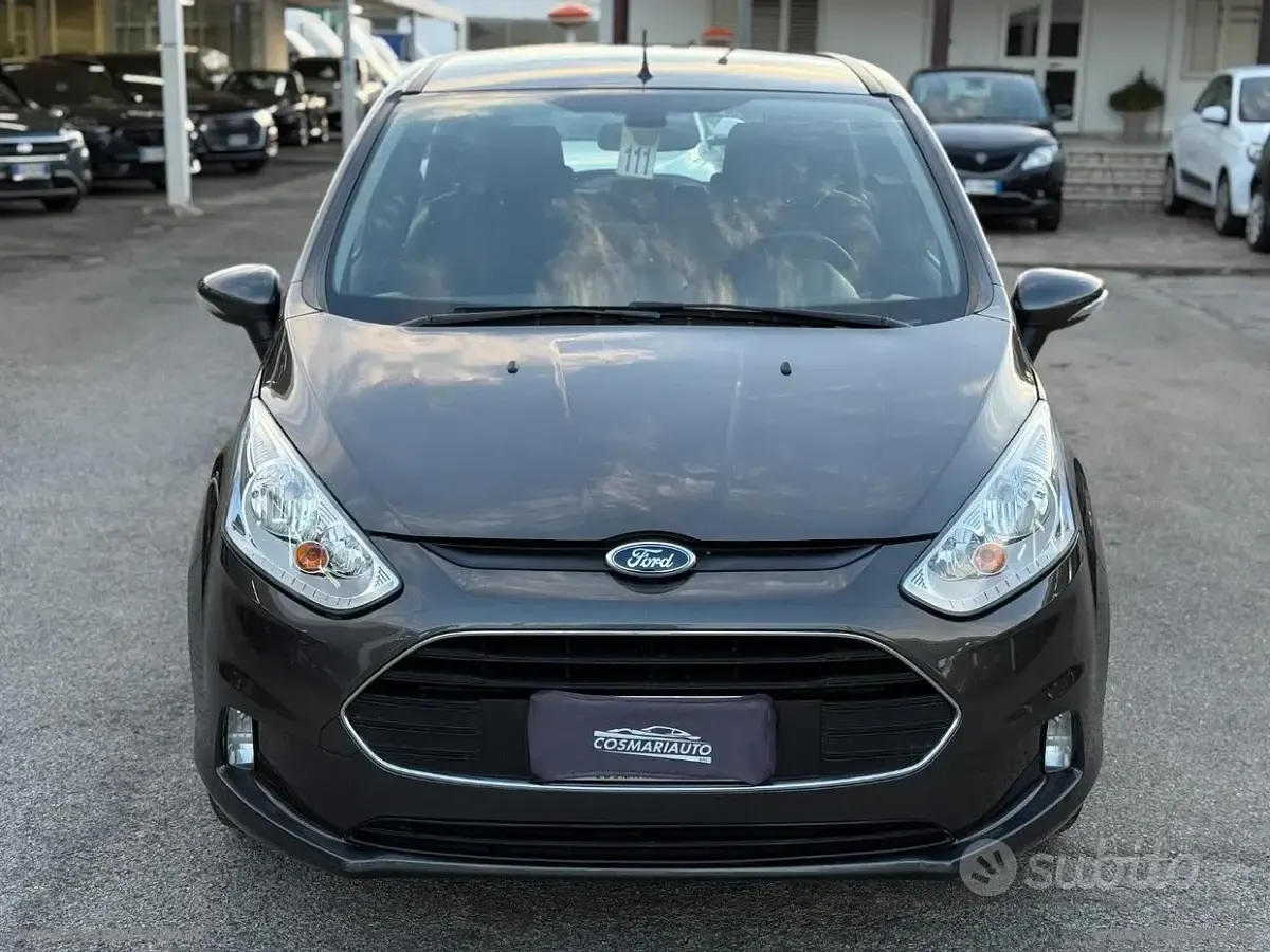 Usata Ford B-MAX Business Edition 90 CV (66 kW) 2015 Grigio Monovolume