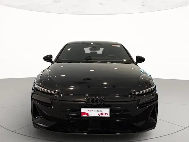 Usata Audi A6 e-tron S-Line 314 kW (428 CV) 2025 Nero mito metallizzato Station wagon