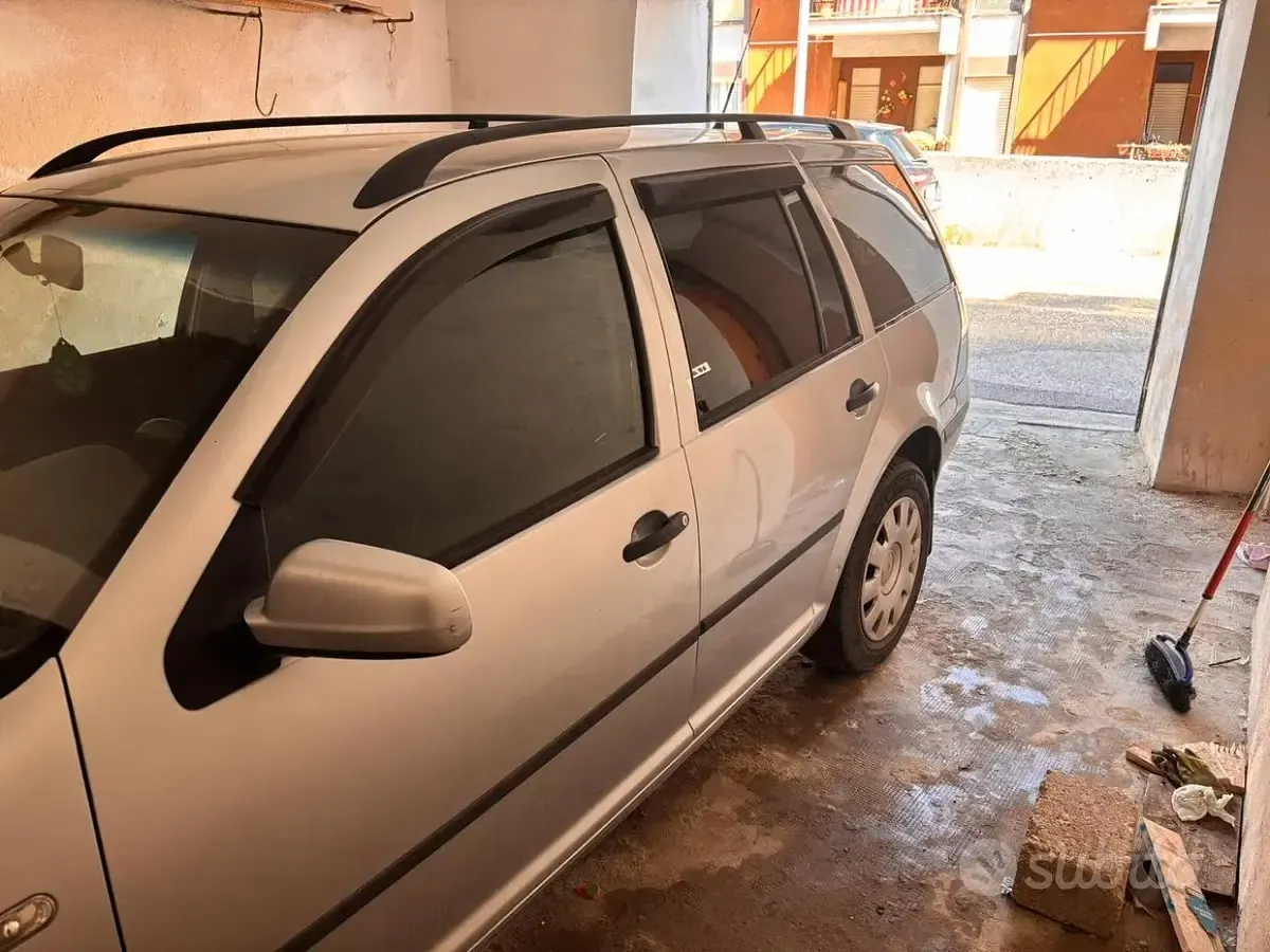 Usata VW Golf IV 110 CV (80 kW) 2001 Station wagon