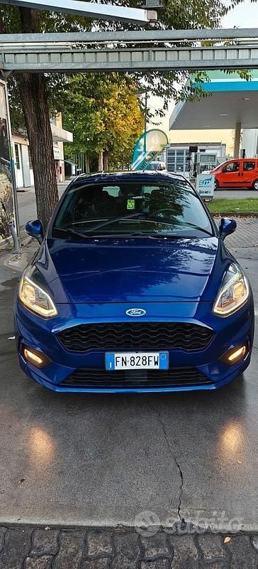 Usata Ford Fiesta ST-Line 100 CV (73 kW) 2018 Blu Utilitaria