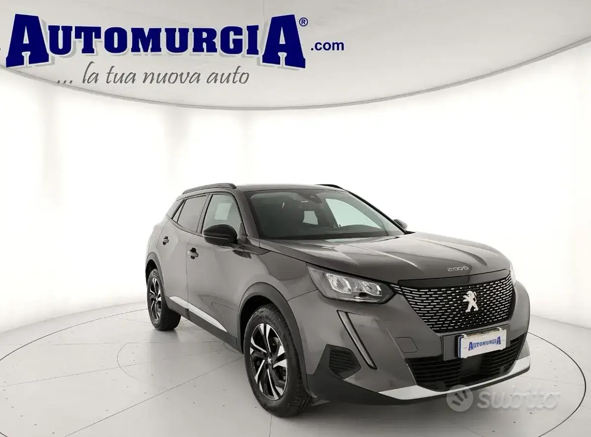 Usata Peugeot 2008 Allure 110 CV (80 kW) 2022 Grigio SUV