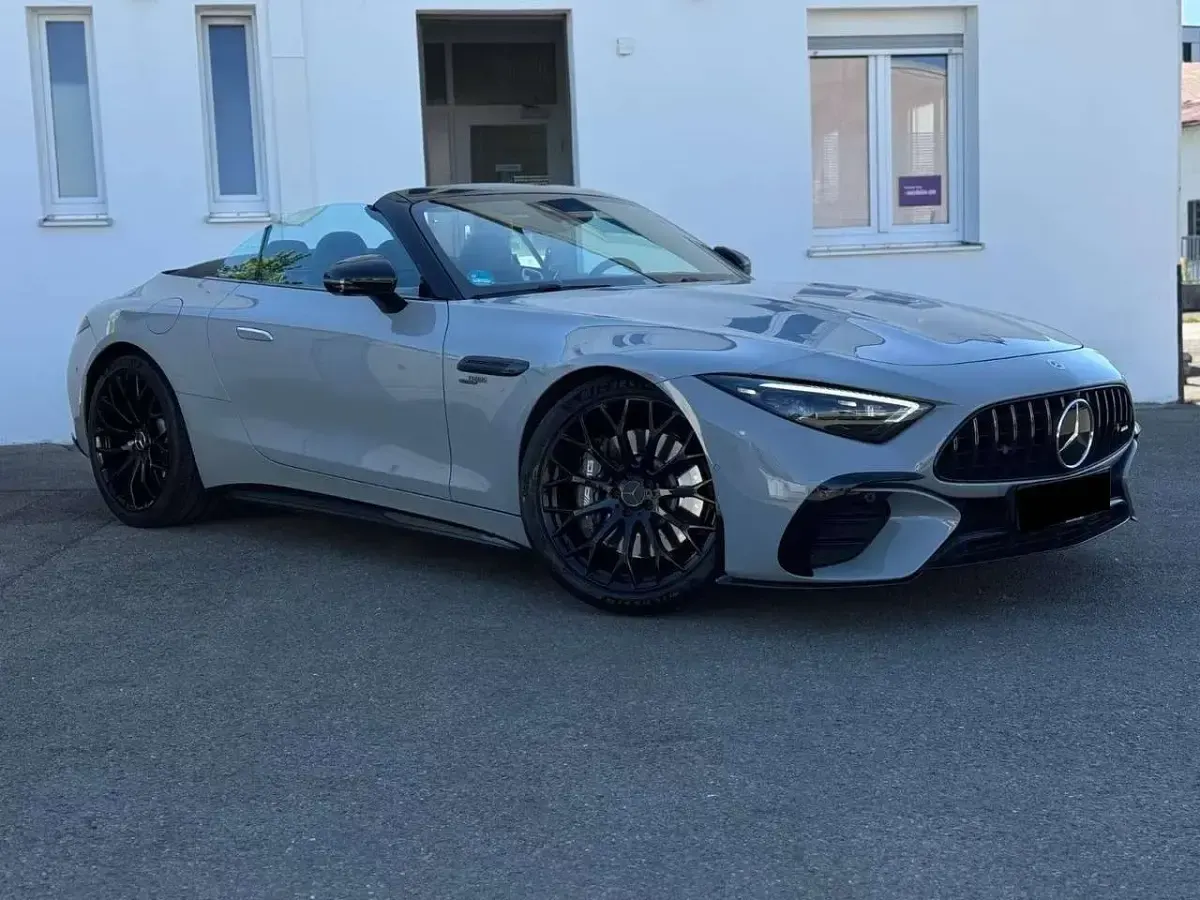 Usata Mercedes SL43 AMG Premium Plus 381 CV (280 kW) 2023 Vernice uni grigio alpino Cabrio