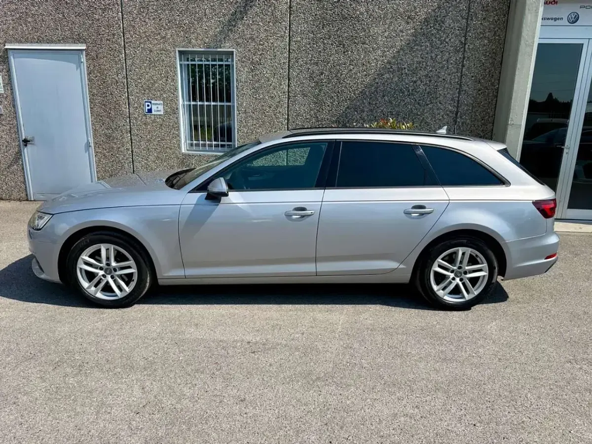 Usata Audi A4 Business 150 CV (110 kW) 2019 Argento Station wagon