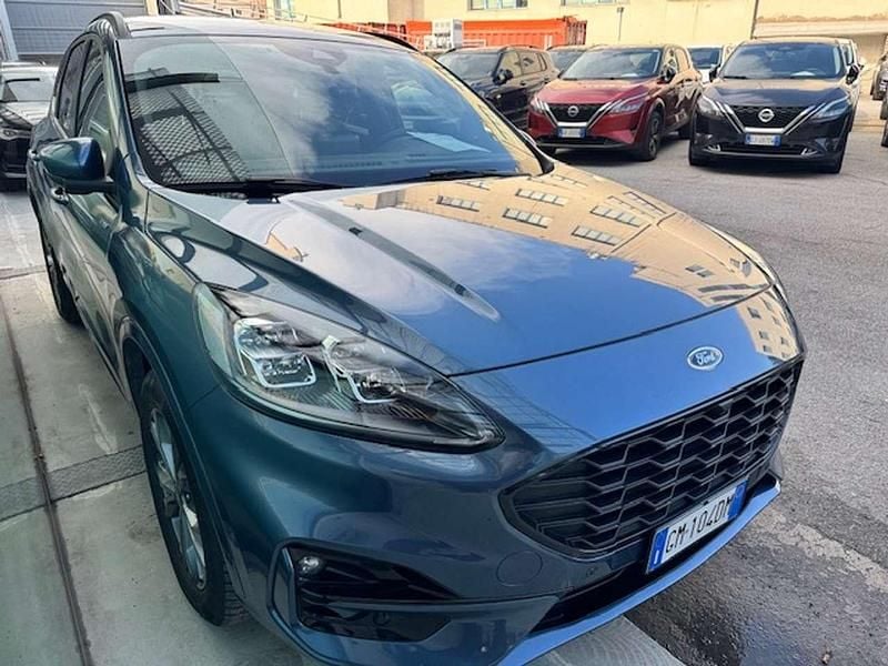 Usata Ford Kuga ST-Line X 152 CV (111 kW) 2023 Blu/azzurro SUV