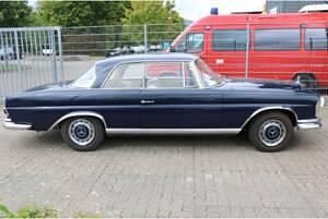 Usata Mercedes 250 SE 150 CV (110 kW) 1967 Blu Coupé