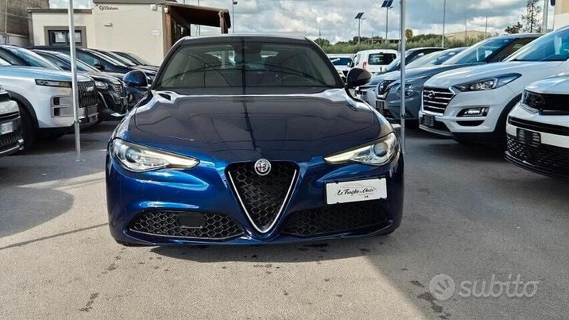 Usata Alfa Romeo Giulia 136 CV (100 kW) 2018 Blu Berlina