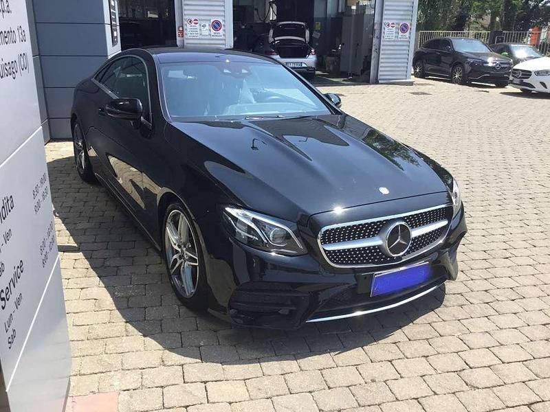 Usata Mercedes E220 Premium Plus 194 CV (142 kW) 2017 Nero Coupé
