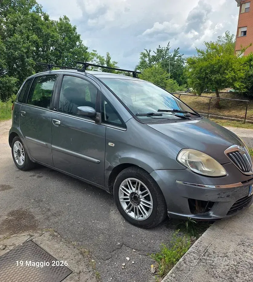 Usata Lancia Musa 90 CV (66 kW) 2009 Monovolume