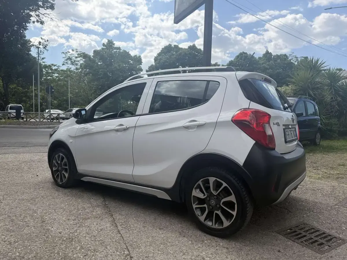 Usata Opel Karl Rocks 73 CV (53 kW) 2017 Other Utilitaria