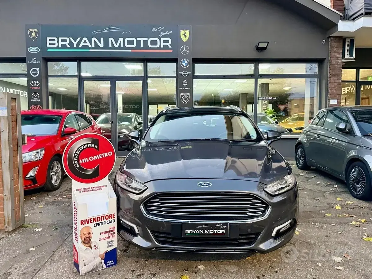 Gebraucht Ford Mondeo S 150 PS (110 kW) 2018 Grau Kombi