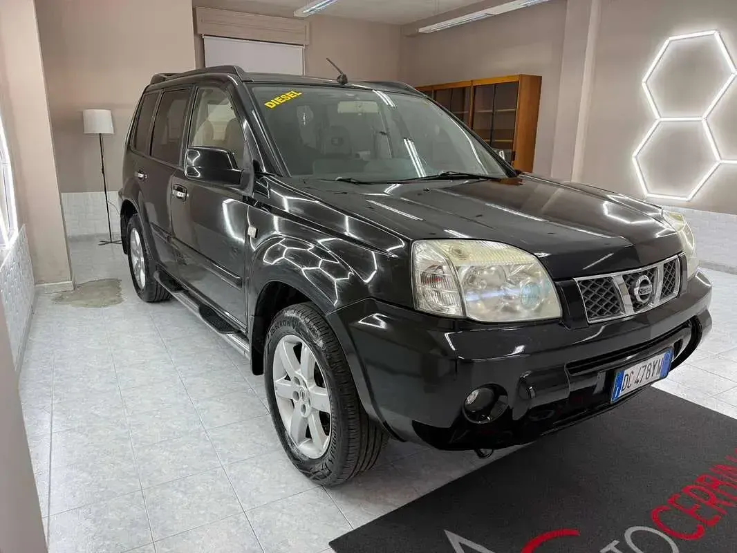 Usata Nissan X-Trail 136 CV (100 kW) 2006 Nero SUV
