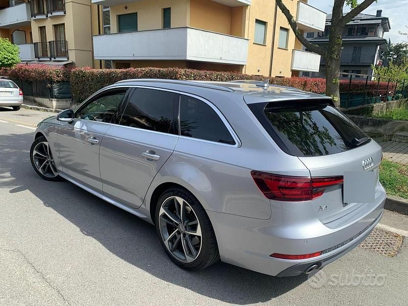 Usata Audi A4 S-Line 150 CV (110 kW) 2018 Argento Station wagon