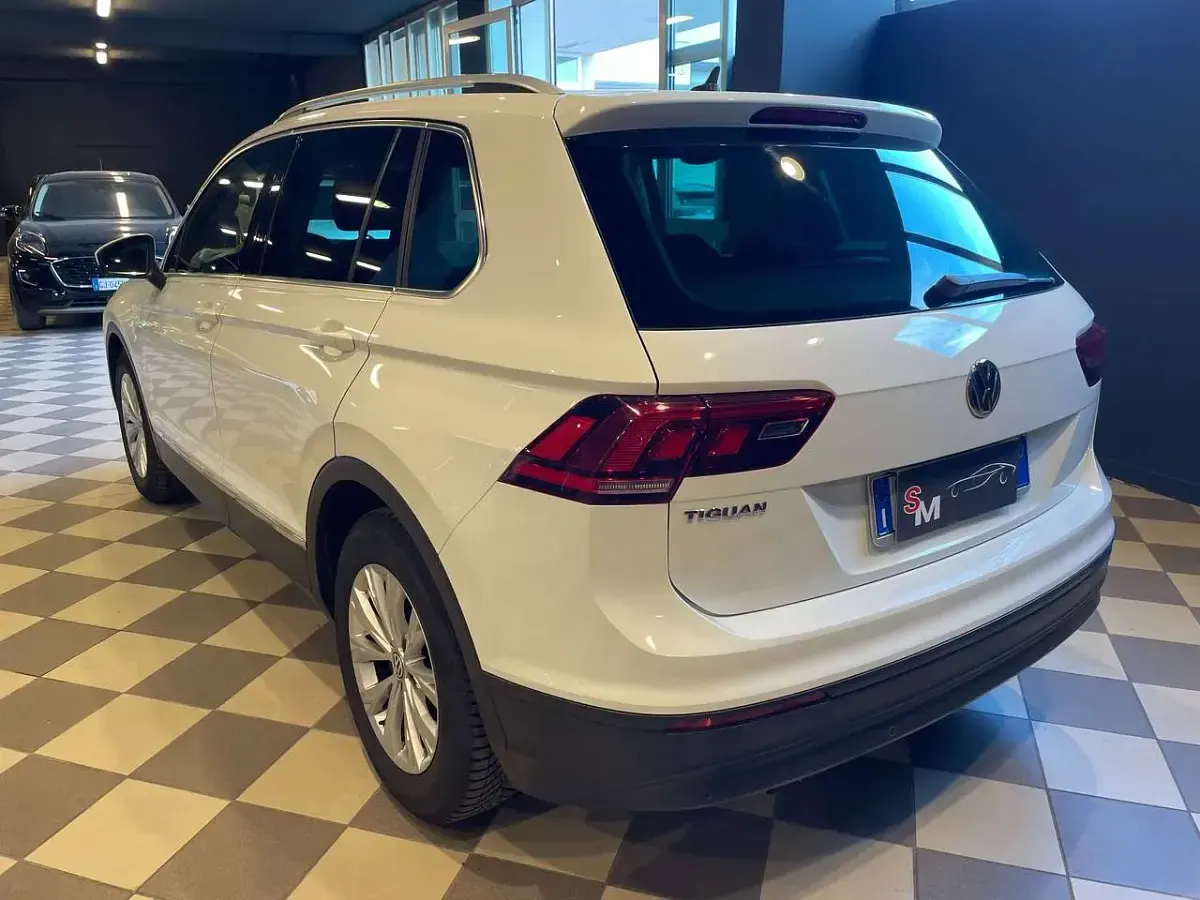 Usata VW Tiguan Business 116 CV (85 kW) 2019 Bianco SUV
