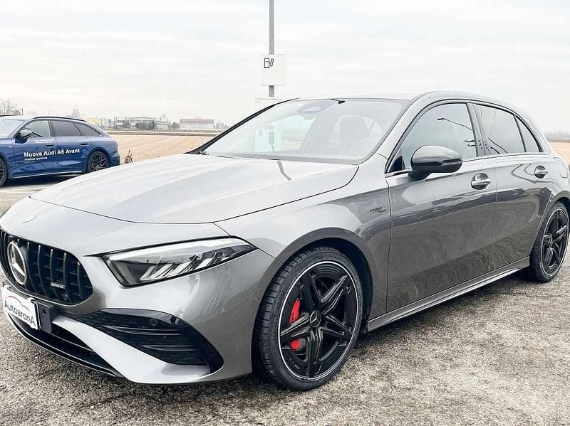 Grigio Usata 2023 Mercedes A35 AMG Advanced Plus Berlina | 45.900 € (Molto cara) - Immagine 1/4