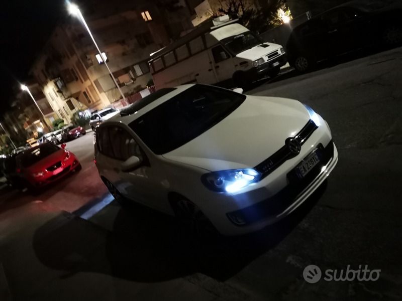 Bianco Usata 2010 VW Golf VI GTD Tre volumi | 11.000 € (Molto cara) - Immagine 1/4