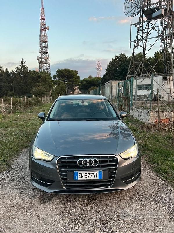 Usata Audi A3 102 CV (75 kW) 2014 Grigio Berlina